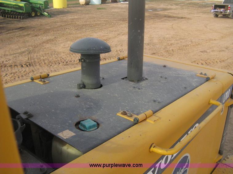 image for item E3360 2001 Volvo L70D wheel loader