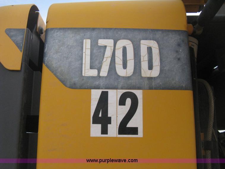 image for item E3360 2001 Volvo L70D wheel loader