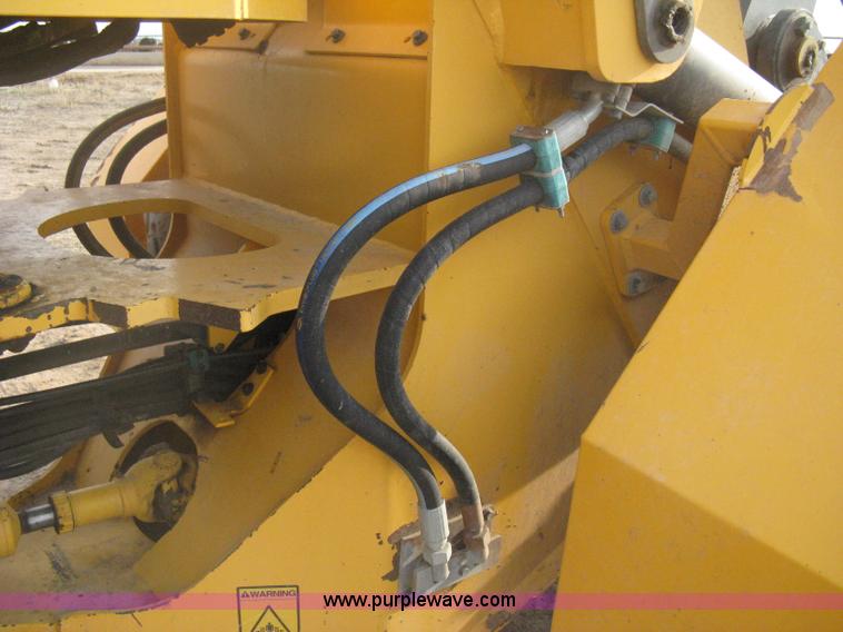 image for item E3360 2001 Volvo L70D wheel loader