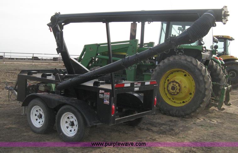 image for item E3361 Strobel trailer mounted seed tender