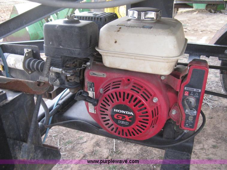 image for item E3361 Strobel trailer mounted seed tender