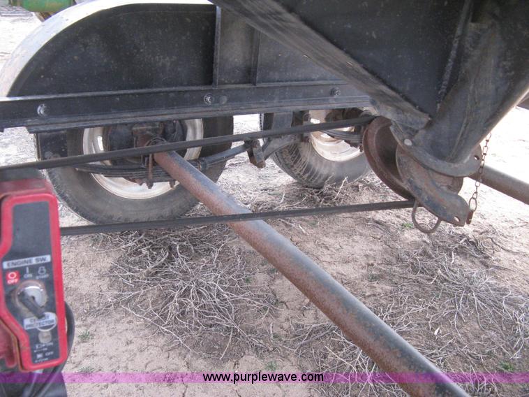 image for item E3361 Strobel trailer mounted seed tender