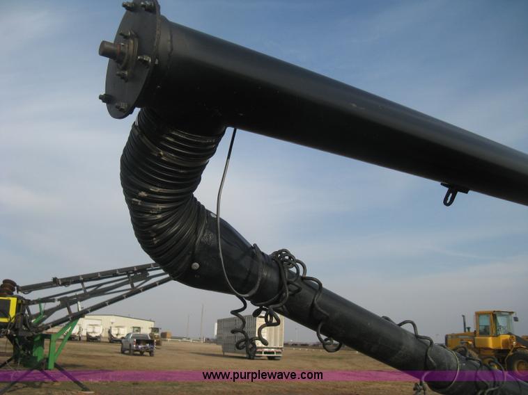 image for item E3361 Strobel trailer mounted seed tender