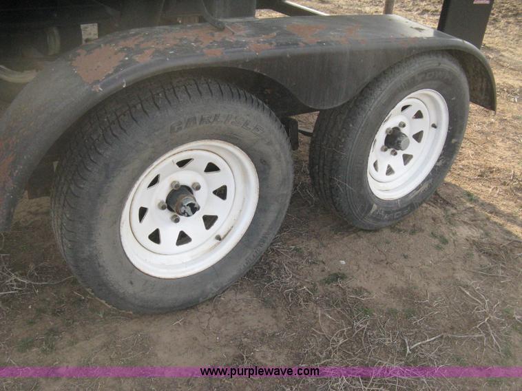 image for item E3361 Strobel trailer mounted seed tender