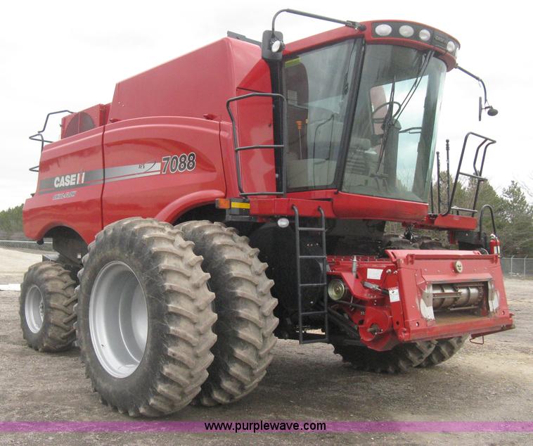 image for item E3374 2011 Case IH 7088 Axial-Flow RWA combine