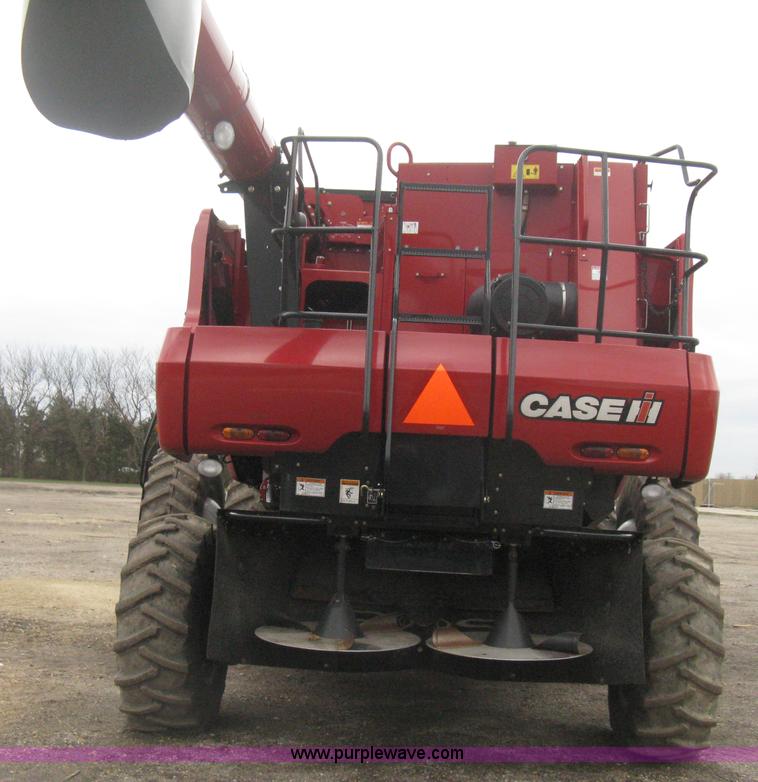image for item E3374 2011 Case IH 7088 Axial-Flow RWA combine