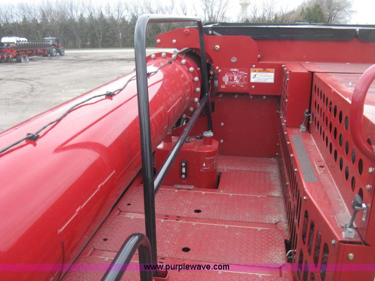 image for item E3374 2011 Case IH 7088 Axial-Flow RWA combine