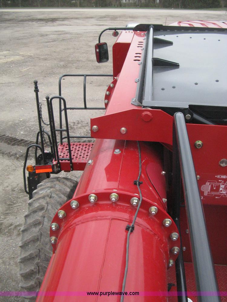 image for item E3374 2011 Case IH 7088 Axial-Flow RWA combine