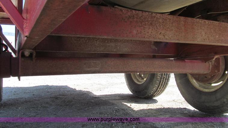 image for item E3844 1978 Tote 18' gooseneck trailer