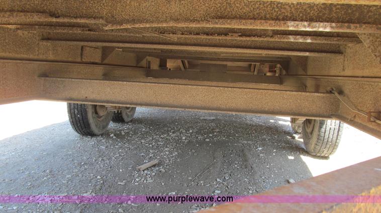 image for item E3845 1976 Hillsboro gooseneck trailer