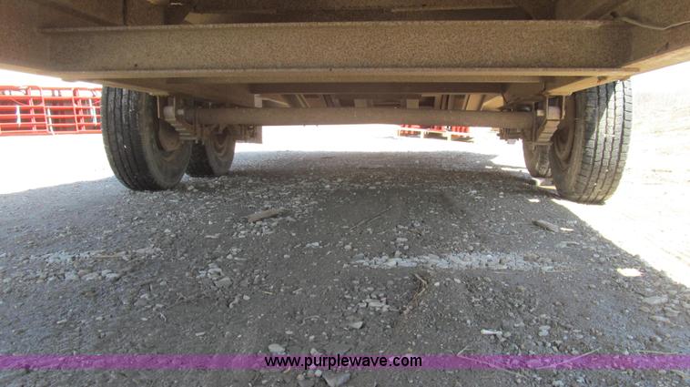 image for item E3845 1976 Hillsboro gooseneck trailer