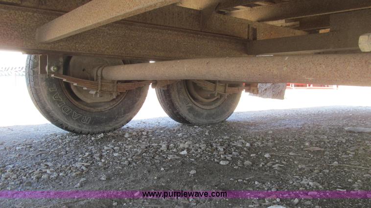 image for item E3845 1976 Hillsboro gooseneck trailer