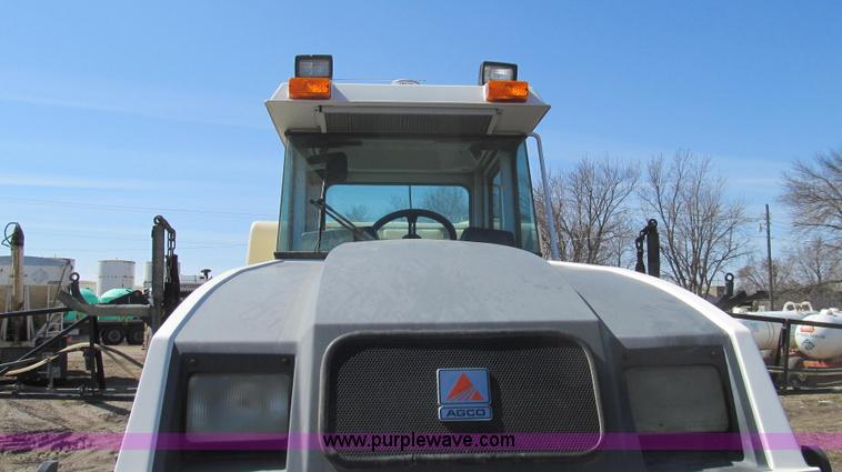 image for item E3846 2000 SpraCoupe 4440-80 2WD sprayer