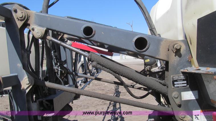 image for item E3846 2000 SpraCoupe 4440-80 2WD sprayer