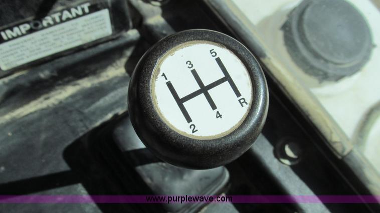 image for item E3846 2000 SpraCoupe 4440-80 2WD sprayer