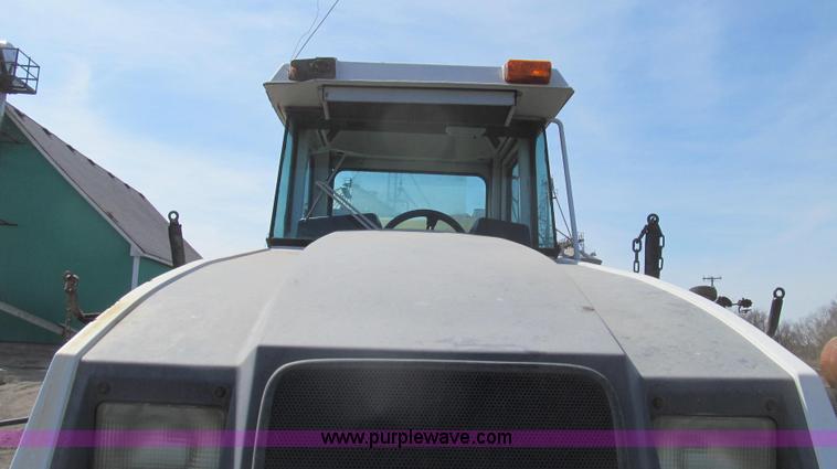 image for item E3849 1997 SpraCoupe 3440 self-propelled sprayer