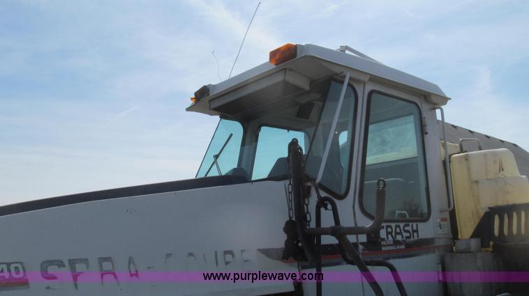 image for item E3849 1997 SpraCoupe 3440 self-propelled sprayer