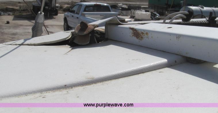 image for item E3849 1997 SpraCoupe 3440 self-propelled sprayer