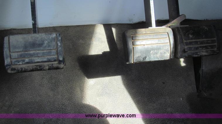 image for item E3849 1997 SpraCoupe 3440 self-propelled sprayer