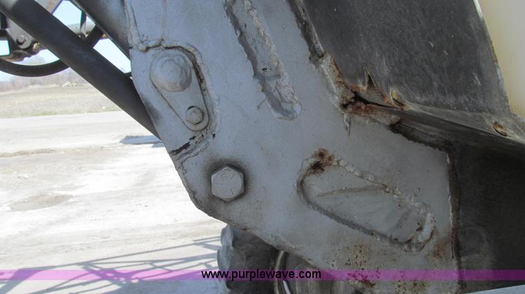 image for item E3849 1997 SpraCoupe 3440 self-propelled sprayer