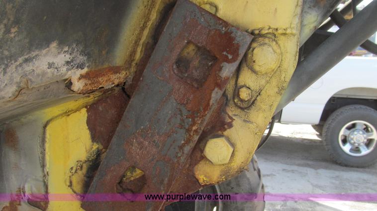 image for item E3849 1997 SpraCoupe 3440 self-propelled sprayer