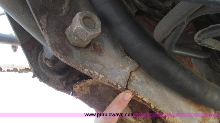 image for item E3849 1997 SpraCoupe 3440 self-propelled sprayer