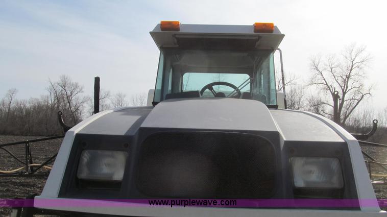 image for item E3851 1999 SpraCoupe 4440 self-propelled sprayer