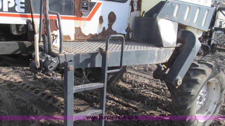 image for item E3851 1999 SpraCoupe 4440 self-propelled sprayer