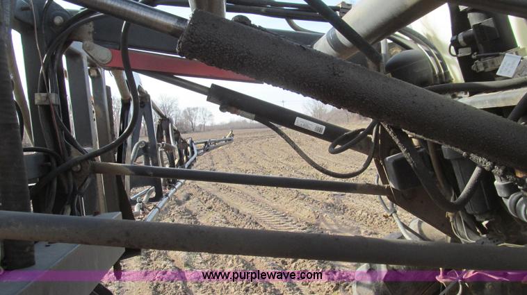 image for item E3851 1999 SpraCoupe 4440 self-propelled sprayer