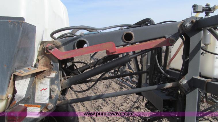 image for item E3851 1999 SpraCoupe 4440 self-propelled sprayer