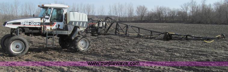 image for item E3851 1999 SpraCoupe 4440 self-propelled sprayer