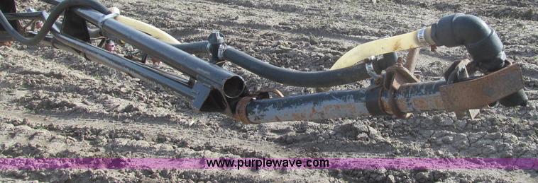 image for item E3851 1999 SpraCoupe 4440 self-propelled sprayer