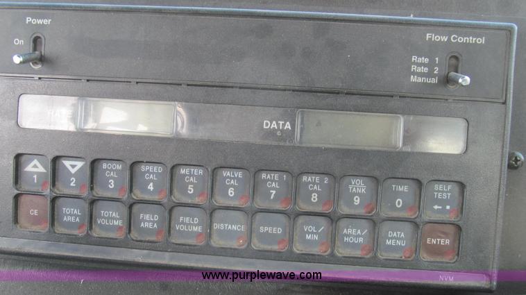 image for item E3851 1999 SpraCoupe 4440 self-propelled sprayer