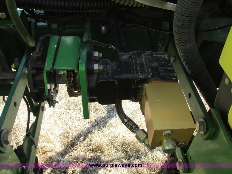 image for item E5029 John Deere 1720 Integral Stack-Fold planter