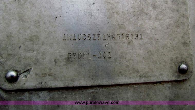 image for item E8463 1994 Wilson cattle pot trailer