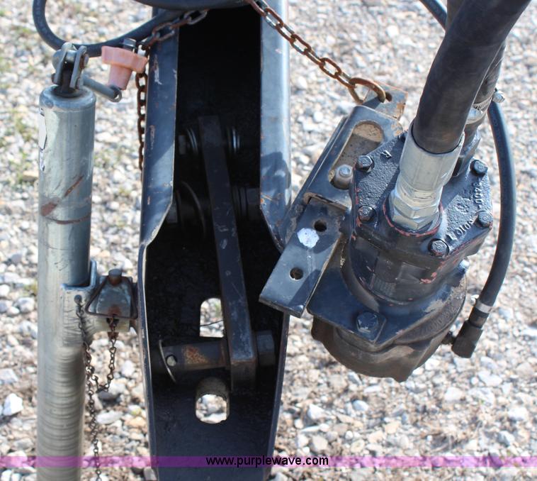 image for item F2806 Hesston 1160 Hydro-Swing swather