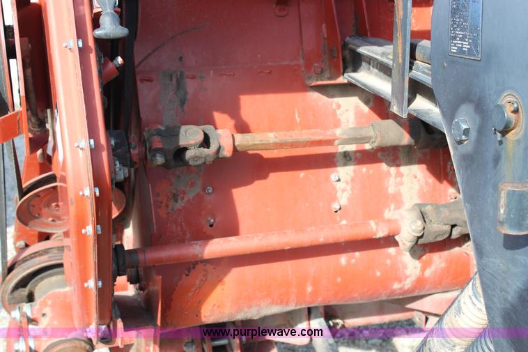 image for item F2806 Hesston 1160 Hydro-Swing swather