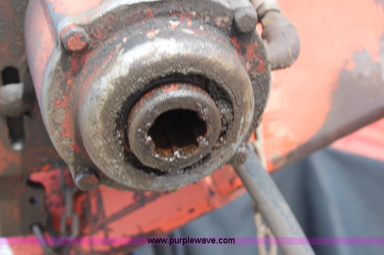 image for item F2829 Hesston 1014 Hydro-Swing swather