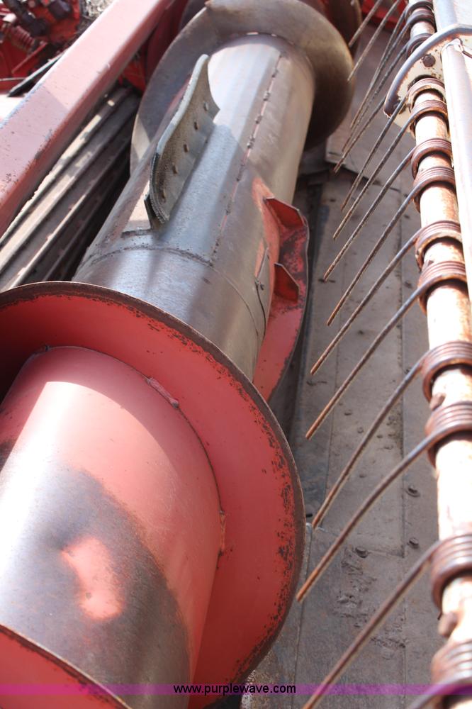 image for item F2829 Hesston 1014 Hydro-Swing swather