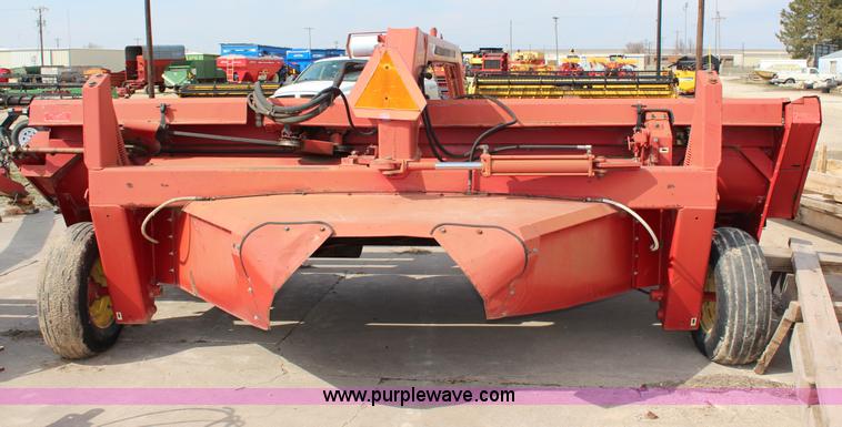 image for item F2842 Gehl 2270 HydroSwing swather