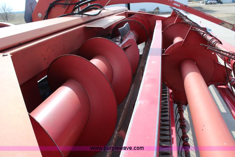 image for item F2842 Gehl 2270 HydroSwing swather