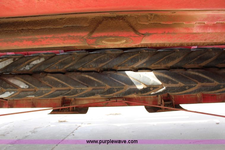 image for item F2842 Gehl 2270 HydroSwing swather