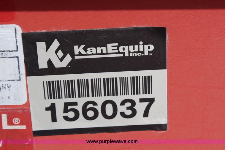 image for item F2842 Gehl 2270 HydroSwing swather