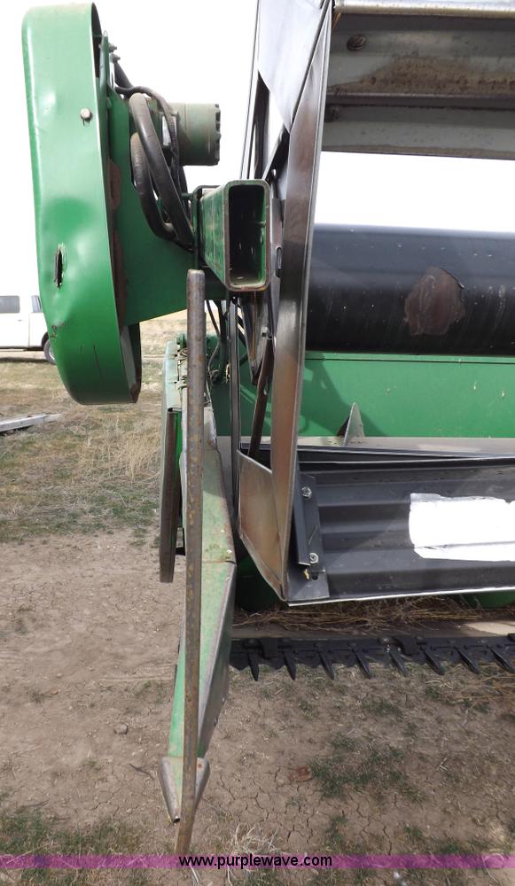 image for item F6482 John Deere 930 rigid header