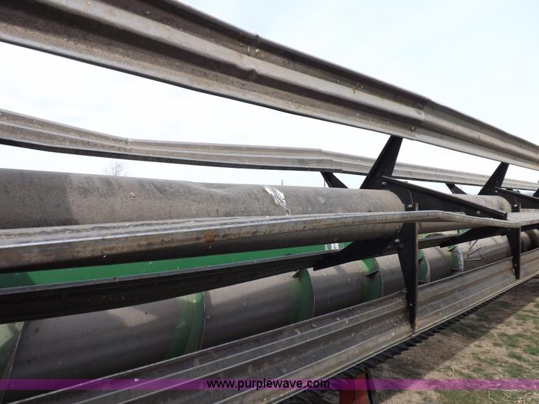 image for item F6482 John Deere 930 rigid header