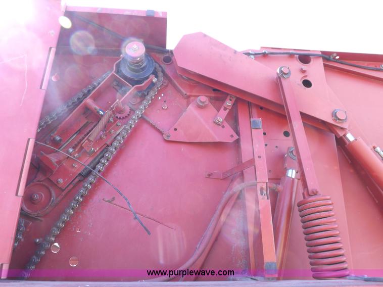 image for item F6485 1997 Case IH 664 round baler