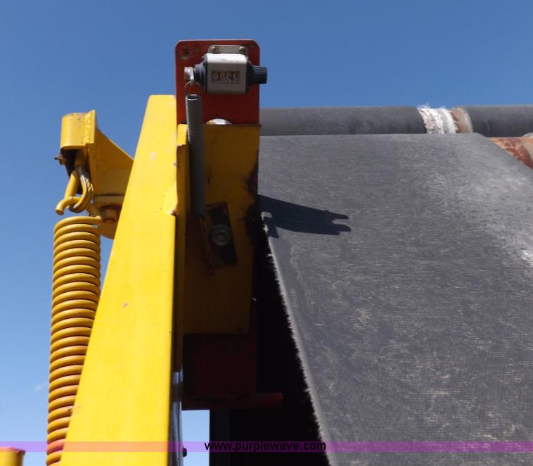 image for item F6486 1975 Vermeer 605 Super C round baler