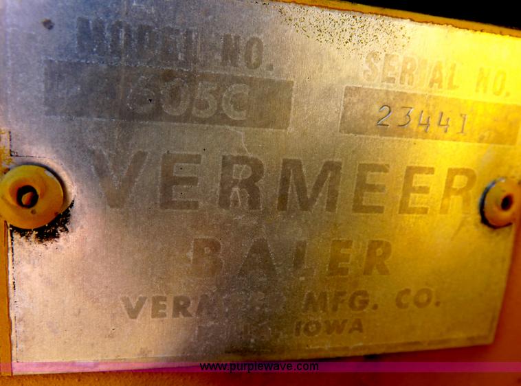 image for item F6486 1975 Vermeer 605 Super C round baler