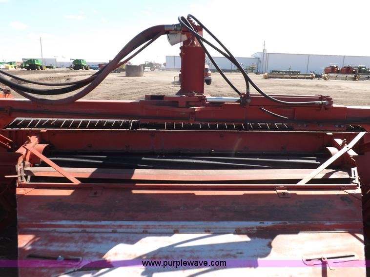 image for item F6488 1992 Case IH 8380 mower conditioner