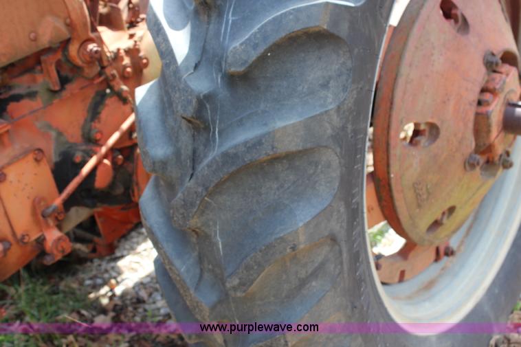 image for item F6601 1953 Case DC tractor